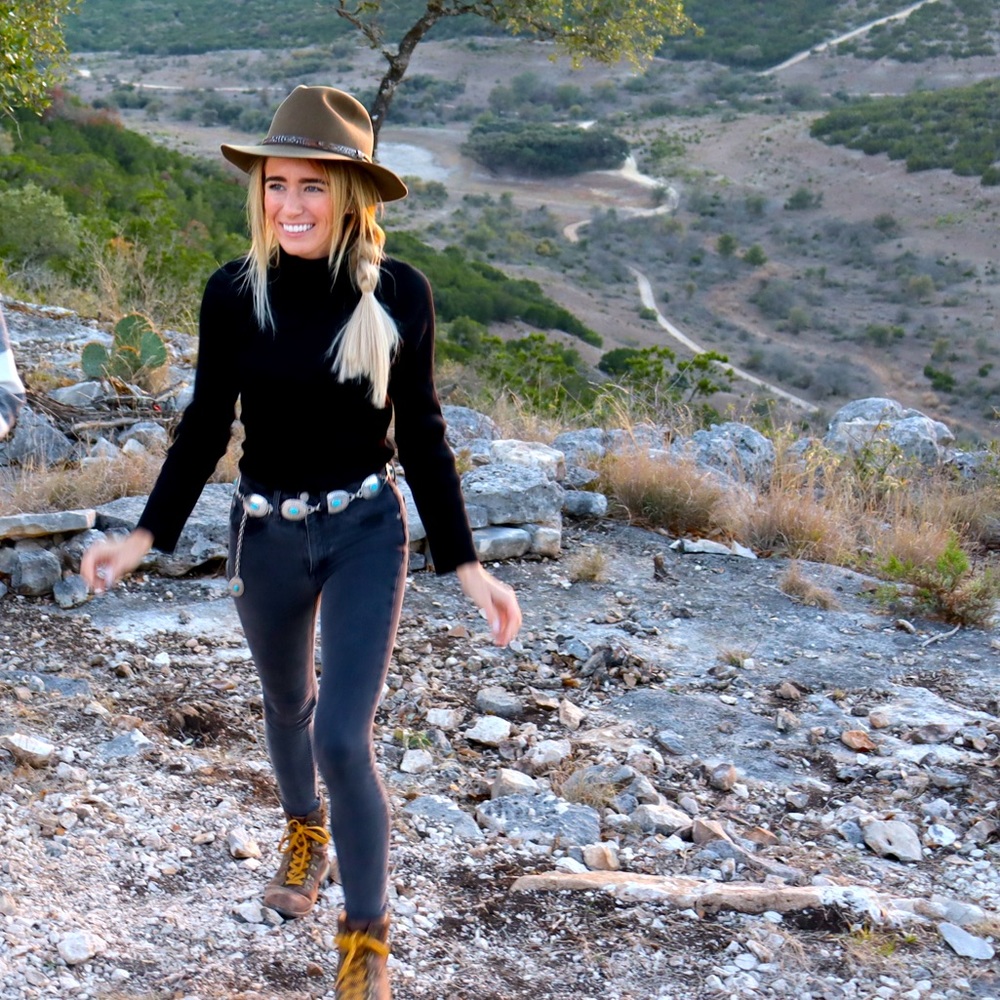 Meet your Posher, Lauren